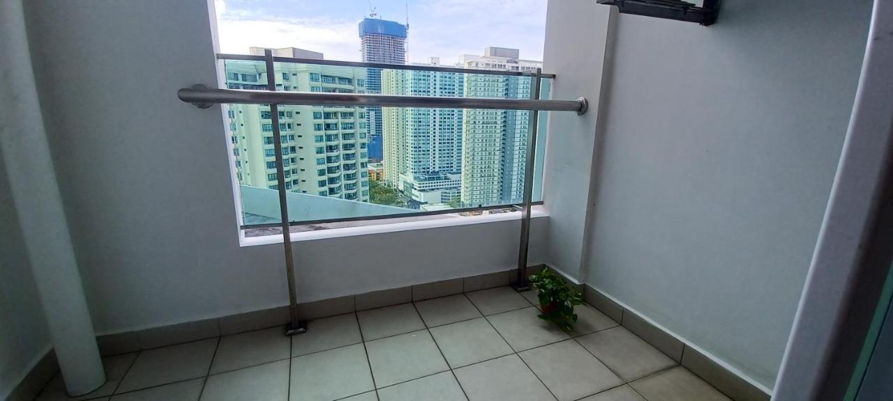 Ls Mansion One Apartment Джордж Таун Екстериор снимка